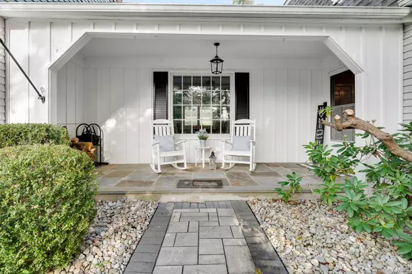 26 Country Club RD, Hopewell Junction, NY 12533