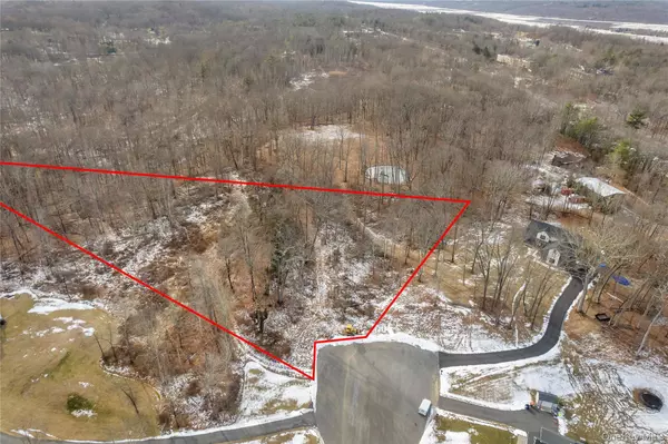 Lot 5 Pond View CT, Hyde Park, NY 12538