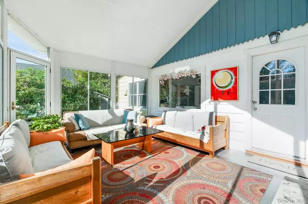 553 Hosner Mountain RD, Stormville, NY 12582