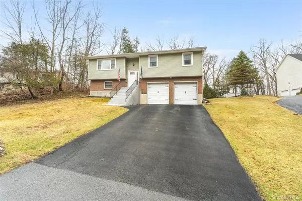 45 Raker RD, Poughkeepsie, NY 12603