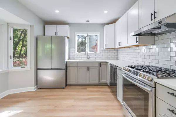 26 Loockerman AVE, Poughkeepsie, NY 12601