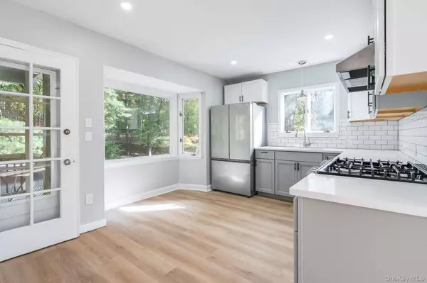 26 Loockerman AVE, Poughkeepsie, NY 12601