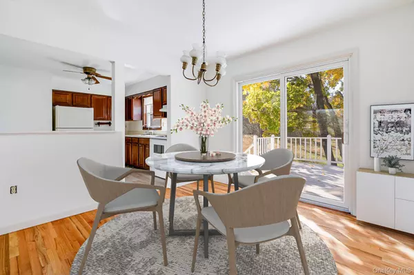 8 Daniel Sabia DR, Wappingers Falls, NY 12590