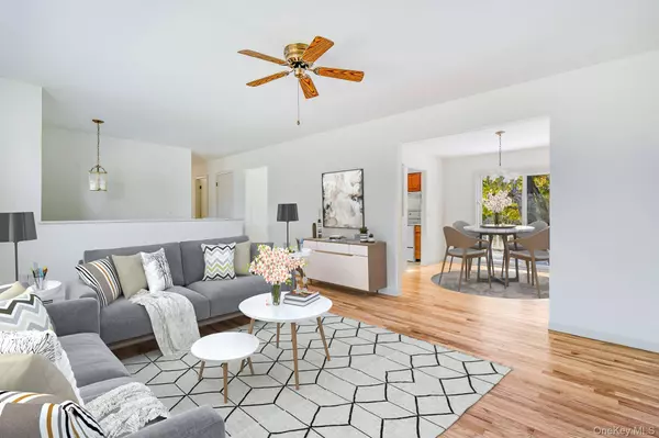 8 Daniel Sabia DR, Wappingers Falls, NY 12590