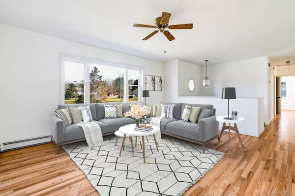 8 Daniel Sabia DR, Wappingers Falls, NY 12590