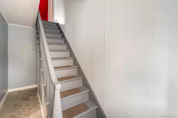 36 Spruce ST, Poughkeepsie, NY 12601