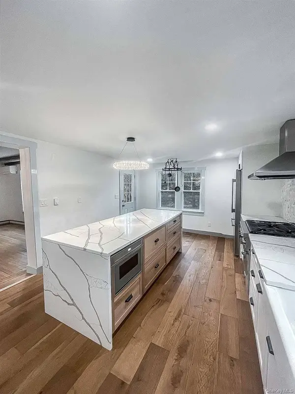 5 Valley Farm RD, Millbrook, NY 12545