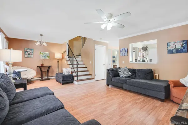 6203 Chelsea CV, Hopewell Junction, NY 12533