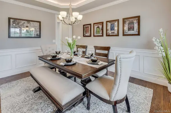 8 Roundhill RD, Hopewell Junction, NY 12533