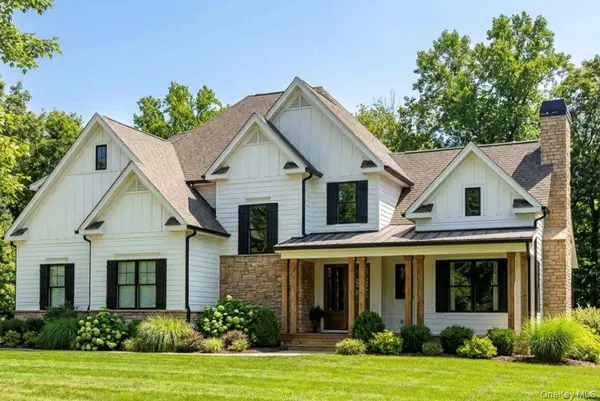 26 Kimlin CT, Poughkeepsie, NY 12603