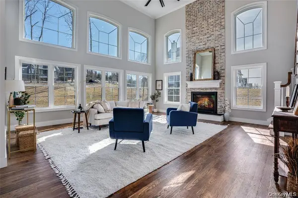 26 Kimlin CT, Poughkeepsie, NY 12603