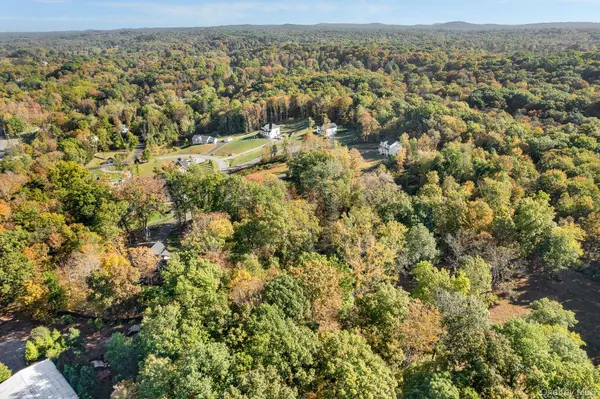 Lot 5 Pond View CT, Hyde Park, NY 12538