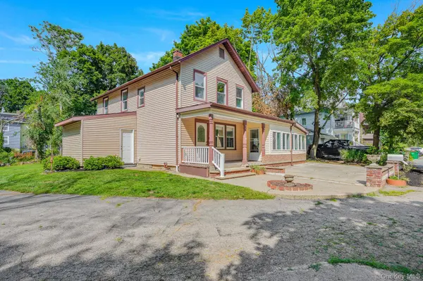 23 Kent AVE, Poughkeepsie, NY 12603