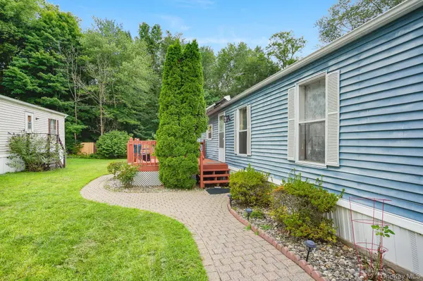 37 Feller RD, Poughkeepsie, NY 12603