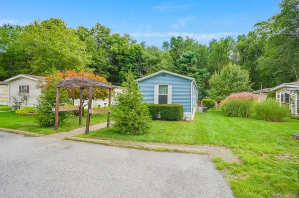 37 Feller RD, Poughkeepsie, NY 12603