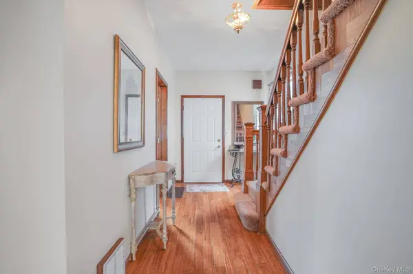 25 Taylor AVE, Poughkeepsie, NY 12601