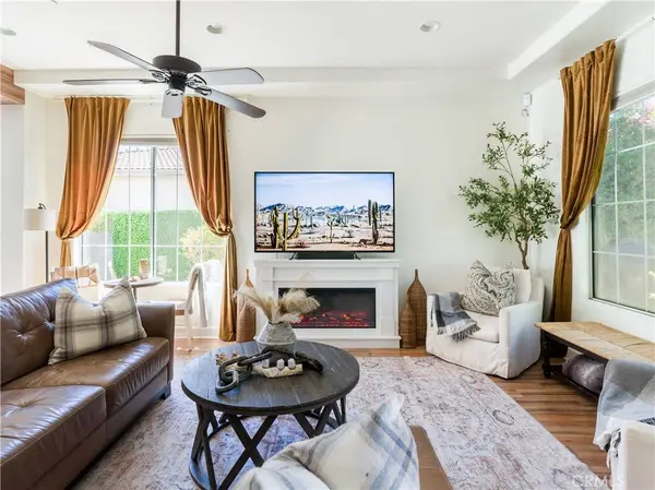 79818 S Parkway Esplanade S, La Quinta, CA 92253