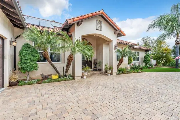 2070 Zlatibor Ranch Road, Escondido, CA 92025