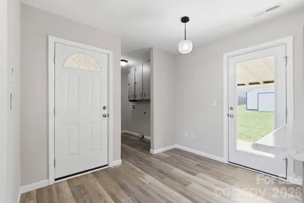 1409 Conway DR, Granite Falls, NC 28630