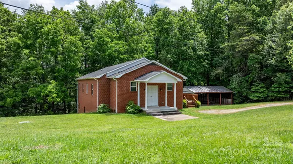 1844 Bellcroft LN, Lenoir, NC 28645