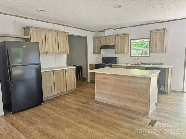 536 Lincoln View RD, Lincolnton, NC 28092