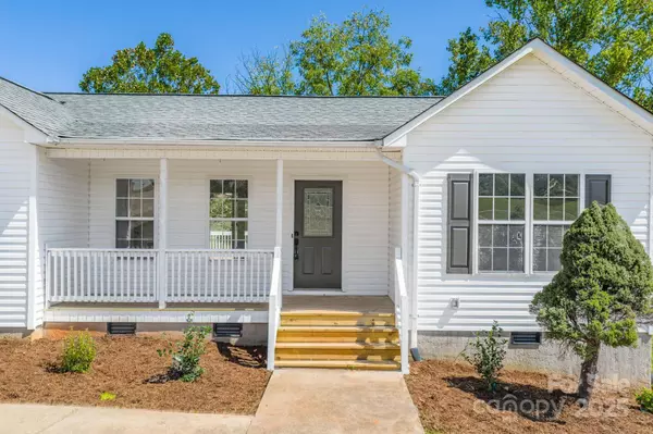 4774 Thoreau DR, Conover, NC 28613