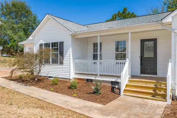 4774 Thoreau DR, Conover, NC 28613