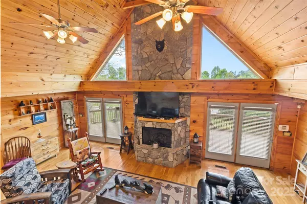 28 Outback TRL, Nebo, NC 28761