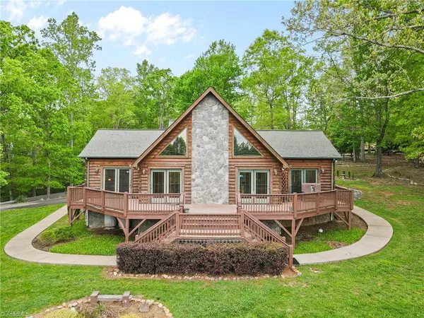 28 Outback TRL, Nebo, NC 28761