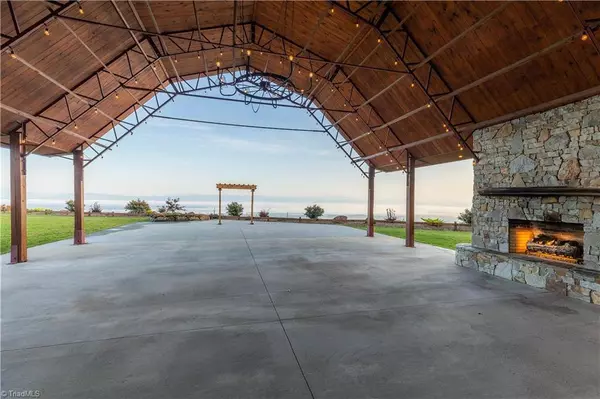 6572 Burkemont RD, Morganton, NC 28655