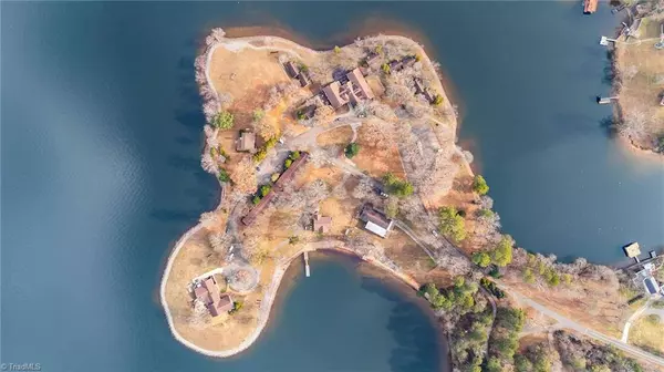 6692 Valwood RD, Conover, NC 28613