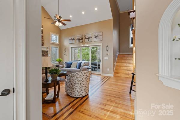 3196 Stonemill PATH, Sherrills Ford, NC 28673