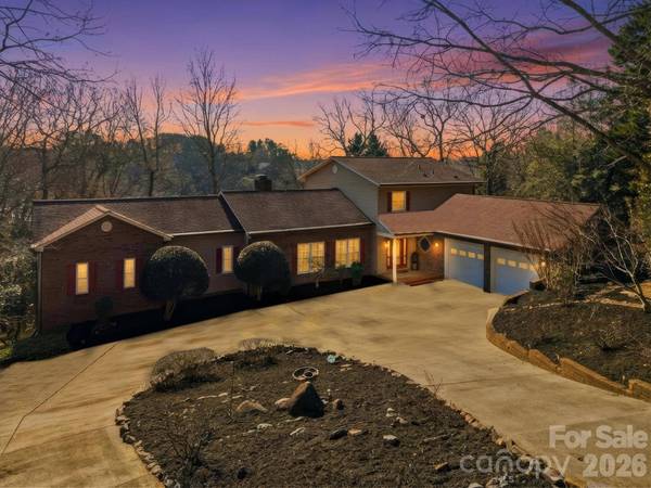 77 Trenton Trails DR, Taylorsville, NC 28681