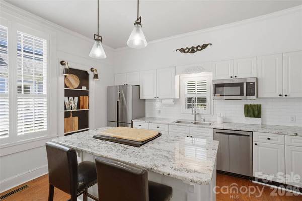 500 N Main AVE, Newton, NC 28658