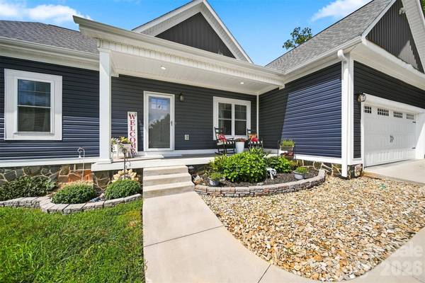 1350 Sam Hefner RD, Granite Falls, NC 28630