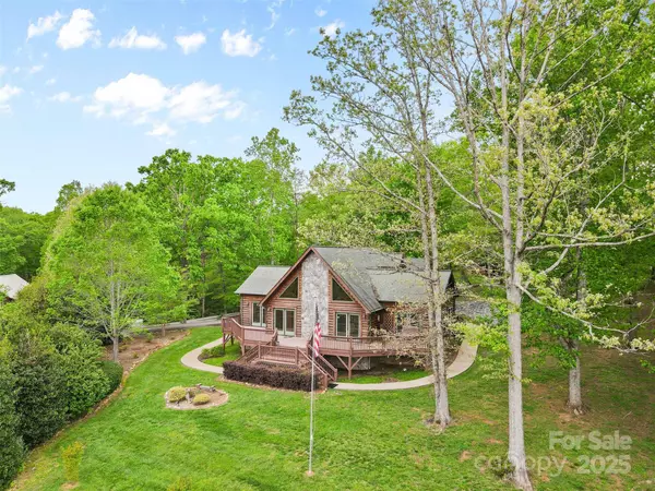 28 Outback TRL, Nebo, NC 28761