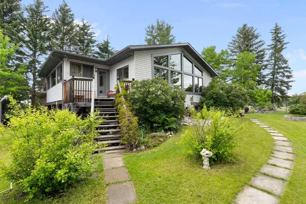 614 Ghost Lake VLG, Ghost Lake, AB T4C 1B7