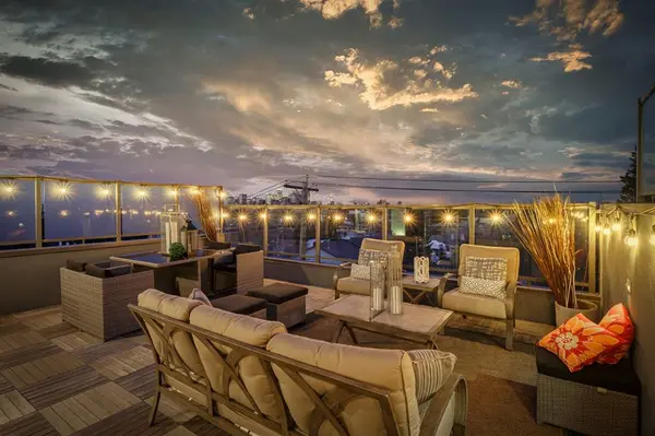 2925 17 St SW, Calgary, AB T2T 4N6