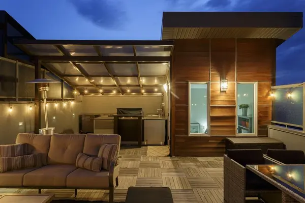 2925 17 St SW, Calgary, AB T2T 4N6