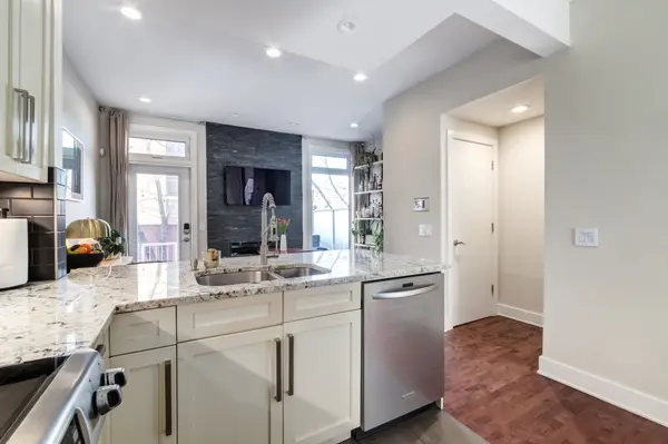 1419 10 St SW, Calgary, AB T2R 1E7