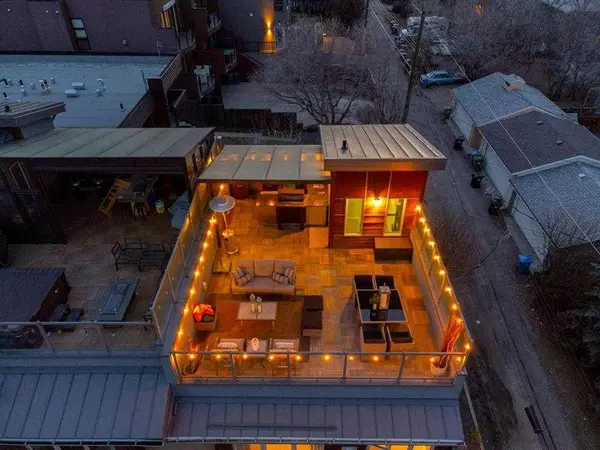 2925 17 ST SW, Calgary, AB T2T 4N6