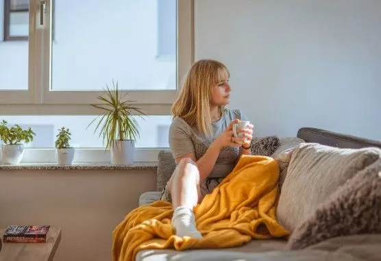 Creating a Cozy Home Sanctuary: Tips and Tricks for Turning Your Living Space into a Relaxing Retreat, No Matter the Size or Budget
