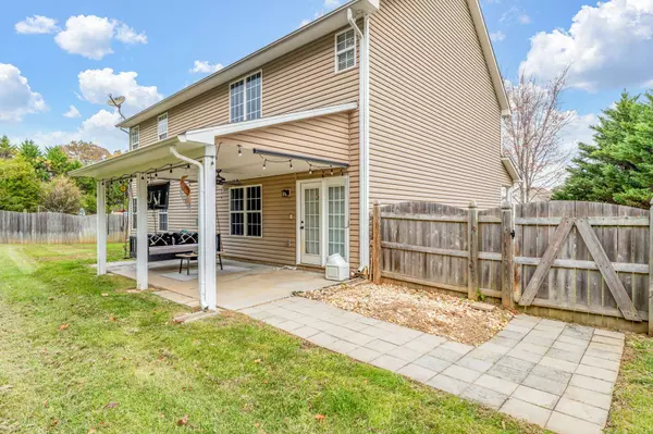 7309 Slippery Rock Ln, Knoxville, TN 37931-2576