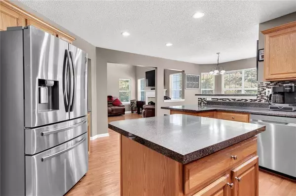 300 BERMUDA CT, Dallas, GA 30157