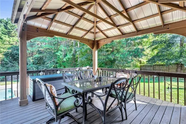 300 BERMUDA CT, Dallas, GA 30157