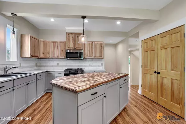 9742 W Trimotor ST, Wasilla, AK 99623