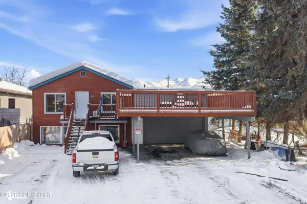 2619 Carroll PL, Anchorage, AK 99508