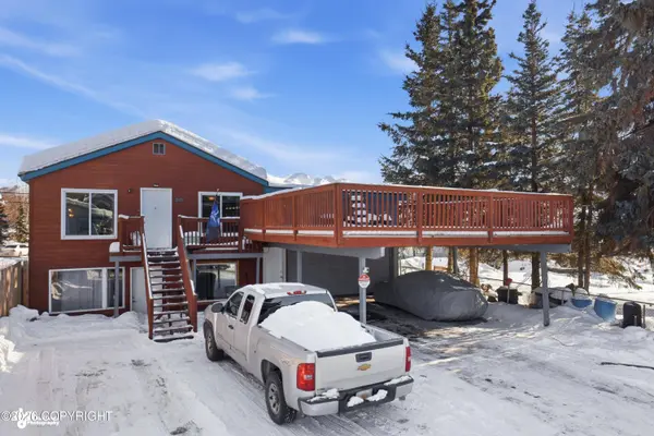 2619 Carroll PL, Anchorage, AK 99508