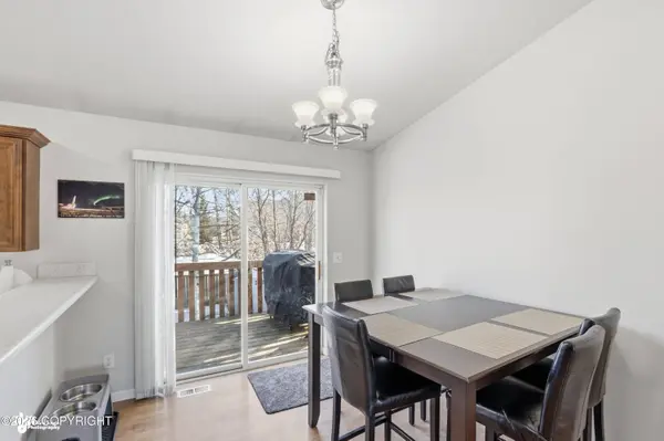 2011 Courage CIR, Anchorage, AK 99507