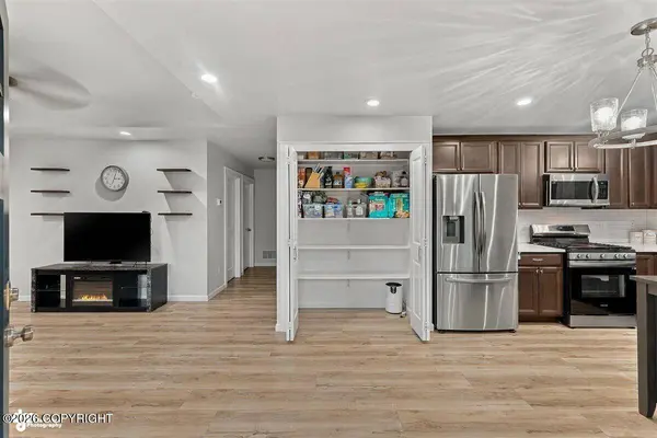 2841 N Castle DR, Wasilla, AK 99623